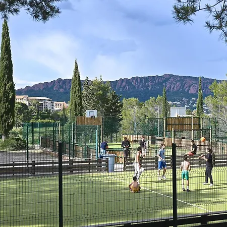 Lejlighed Les Bastides - O4 023 By Interhome Saint-Raphaël